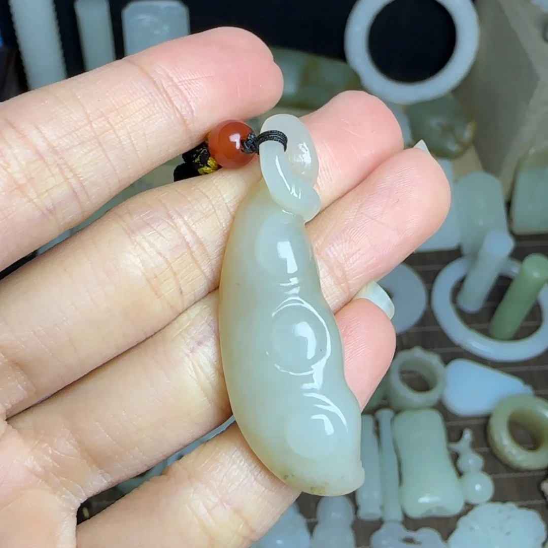 和田玉挂件未镶嵌