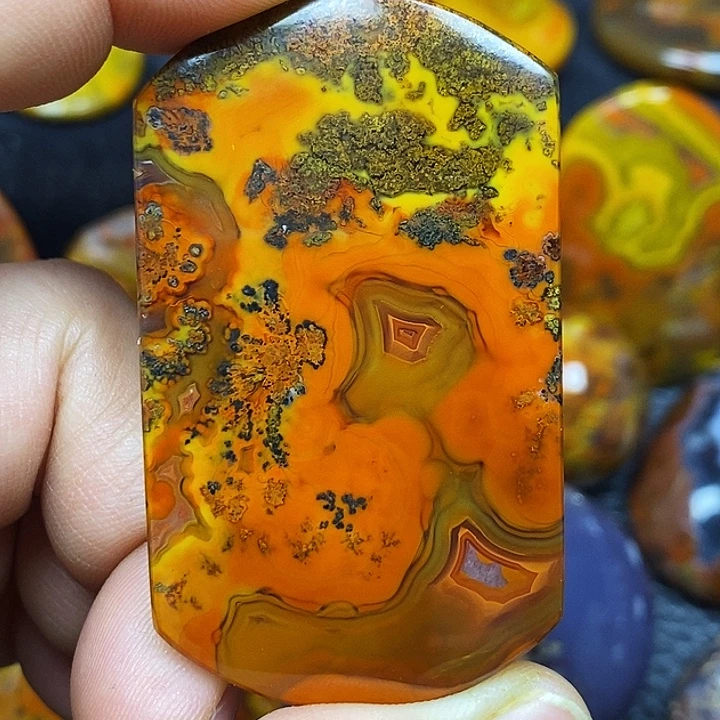 玛瑙/玉髓未镶嵌颈饰