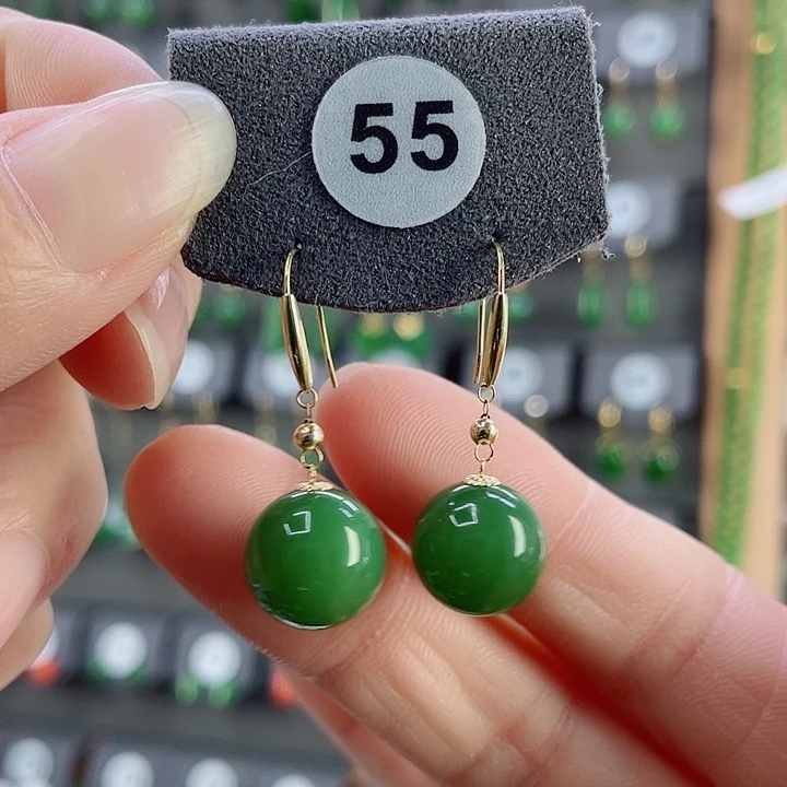 18K金镶嵌和田玉耳饰