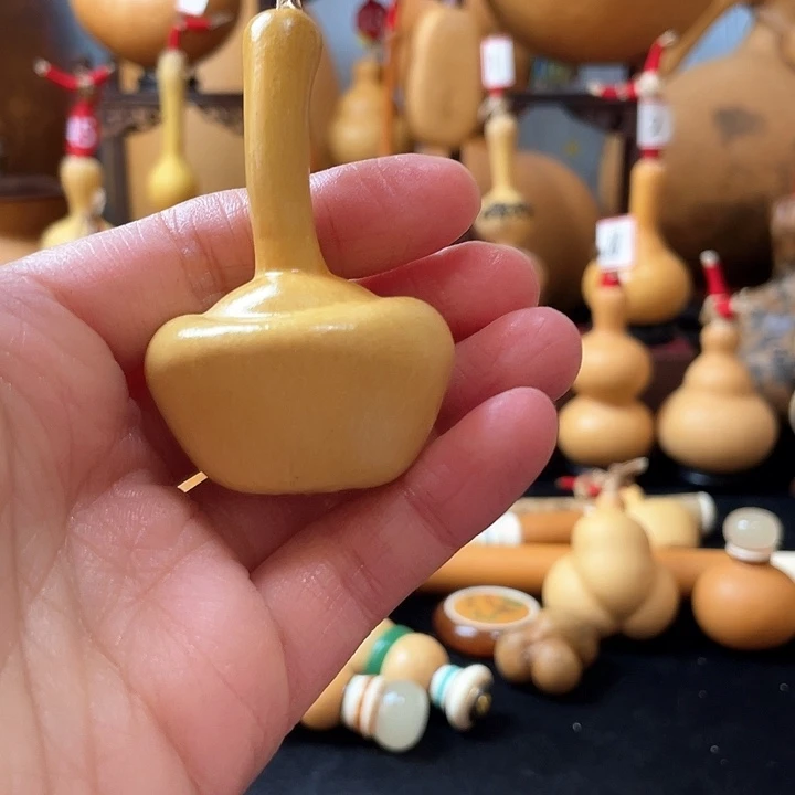 ?*葫芦丝和我闺女说他长得