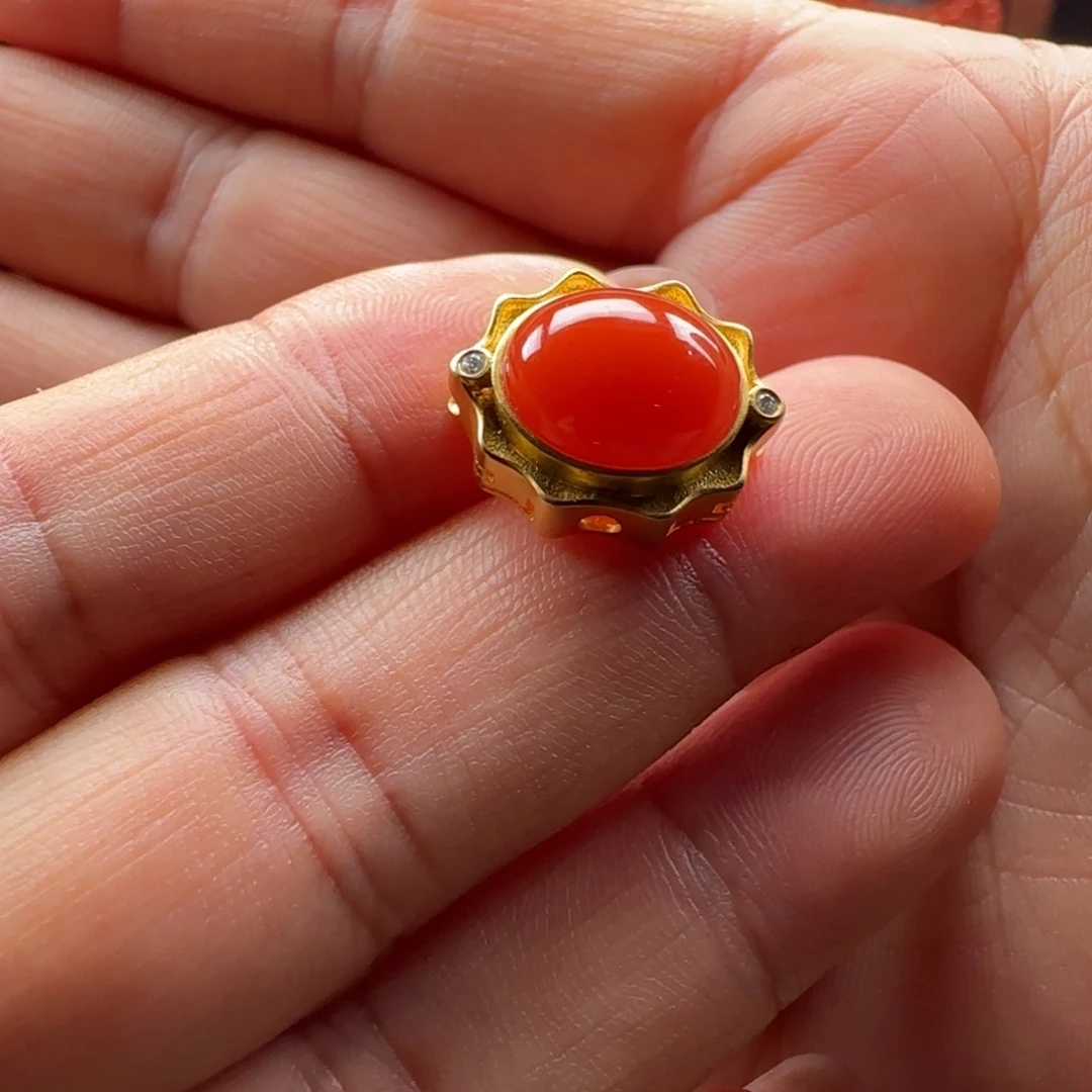 面***3南红玛瑙背云未镶嵌