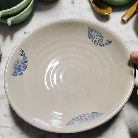 瓷片五厂，七厂各种摆件，瓷片，均有瑕疵！