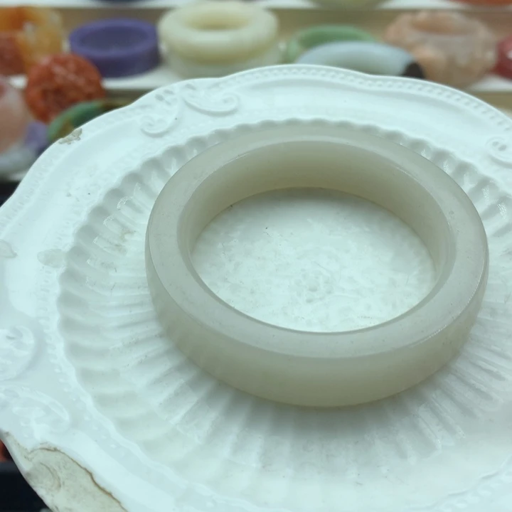 石英岩玉未镶嵌13468975444