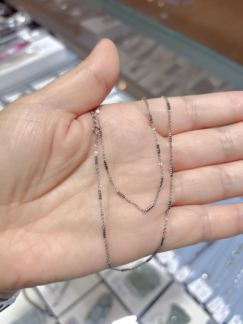 链子925银 925银项链锁骨链银色轻奢单链小众节节高圆柱切面配坠