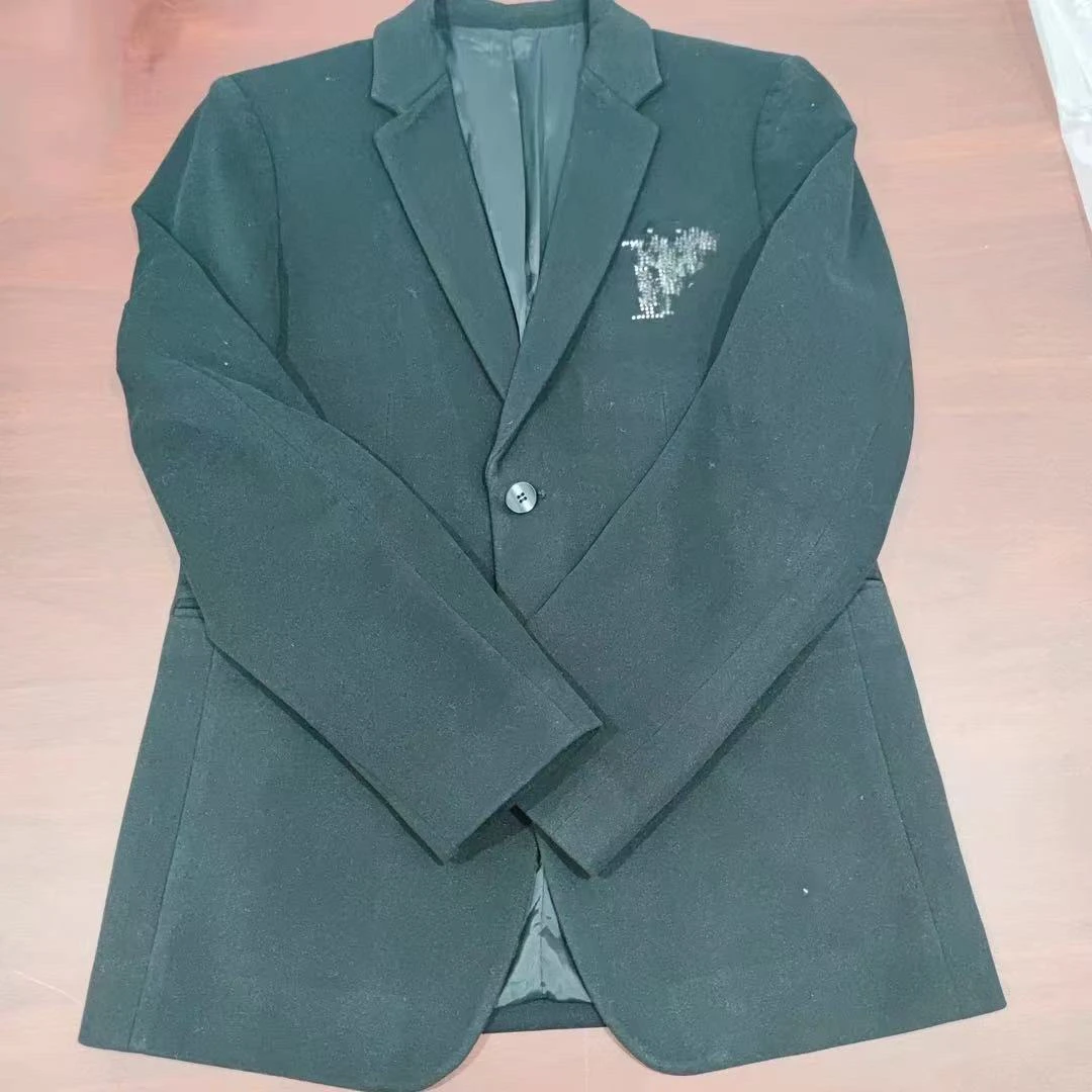 P 新款男士时尚百搭长袖满钻西服