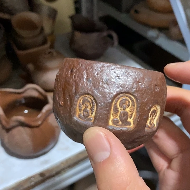 瓷片他家都没有吃东西吧