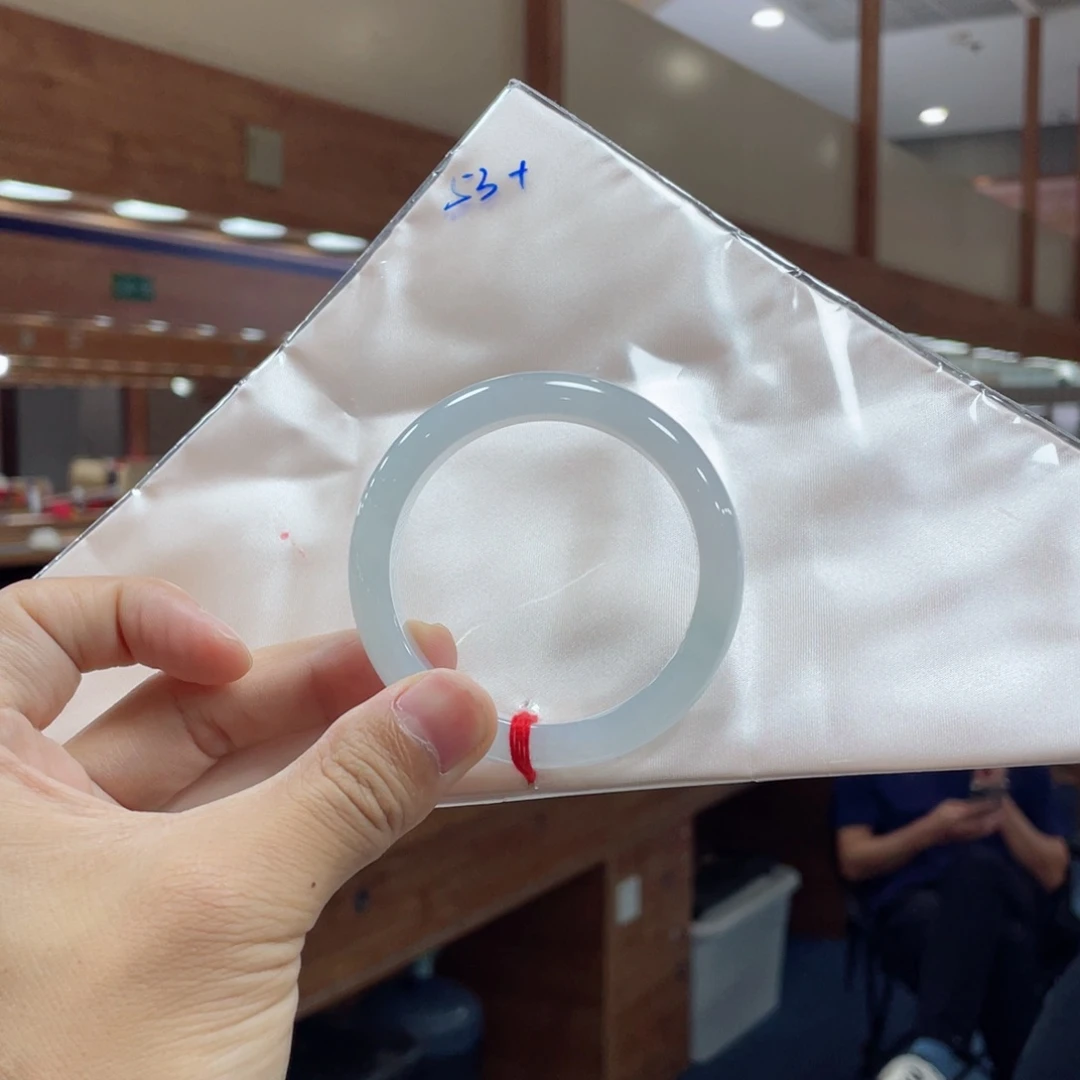 未镶嵌手镯翡翠翡翠