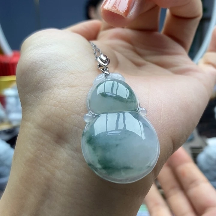 翡翠银S925镶嵌颈饰如**幻吊坠