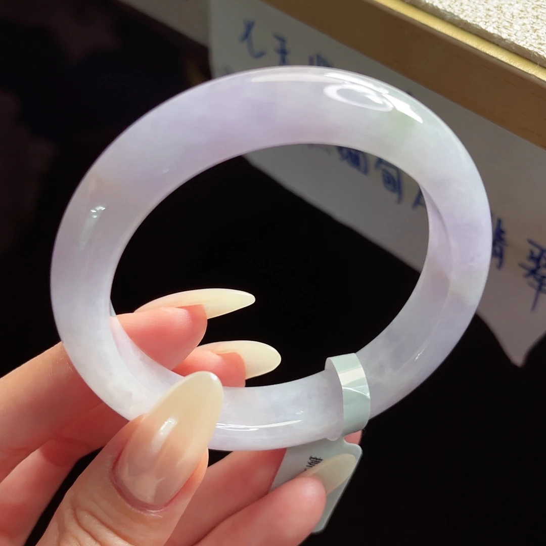 未镶嵌手镯翡翠手镯