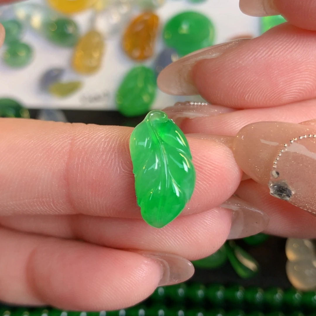 翡翠裸石16.45/8.6/3.13翡翠翡翠