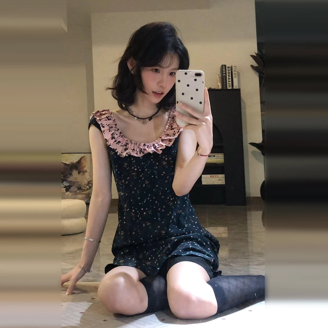 法式荷叶边藏蓝色碎花吊带连衣裙女装夏季2025新款气质收腰中长裙