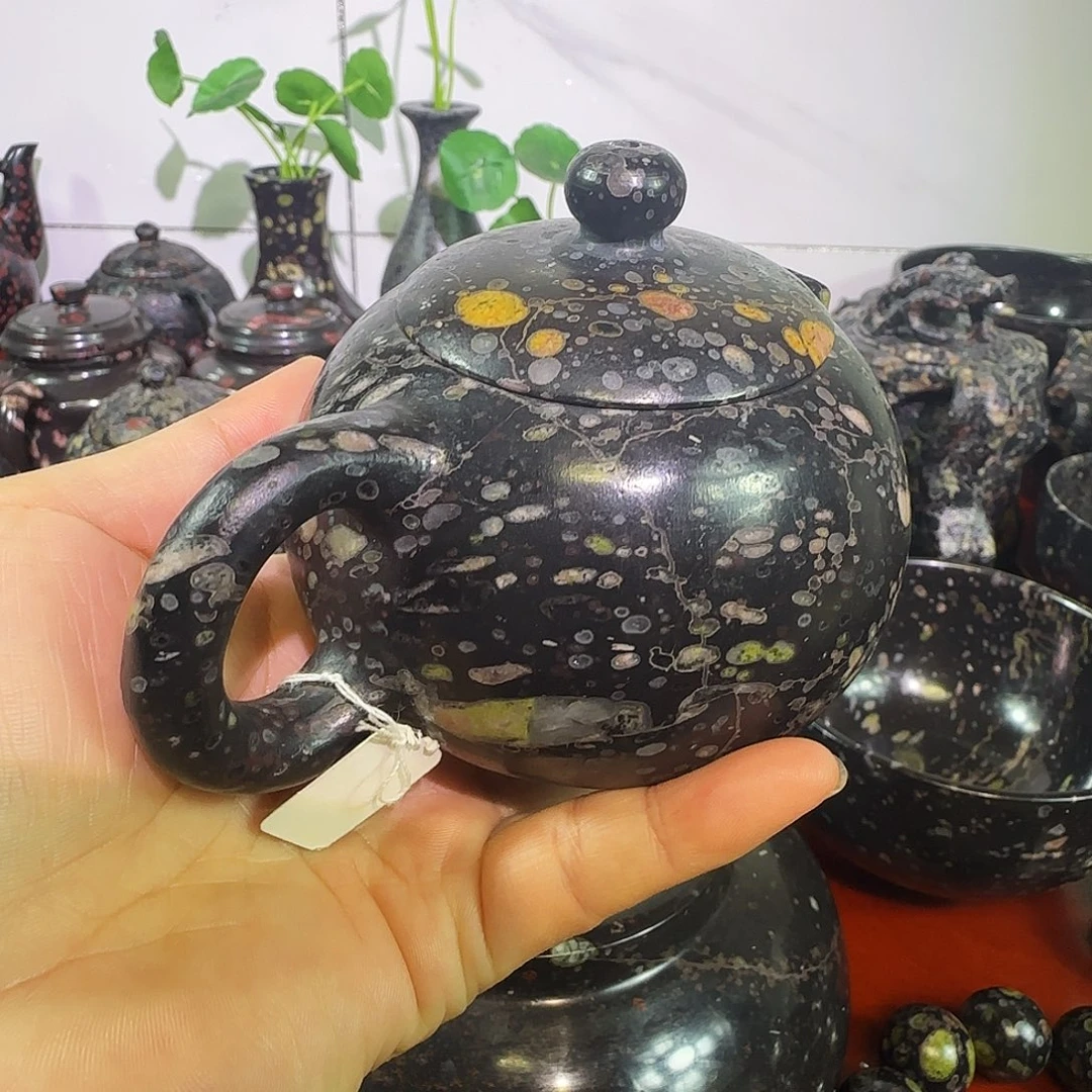 梅花玉西施壶彩梅花