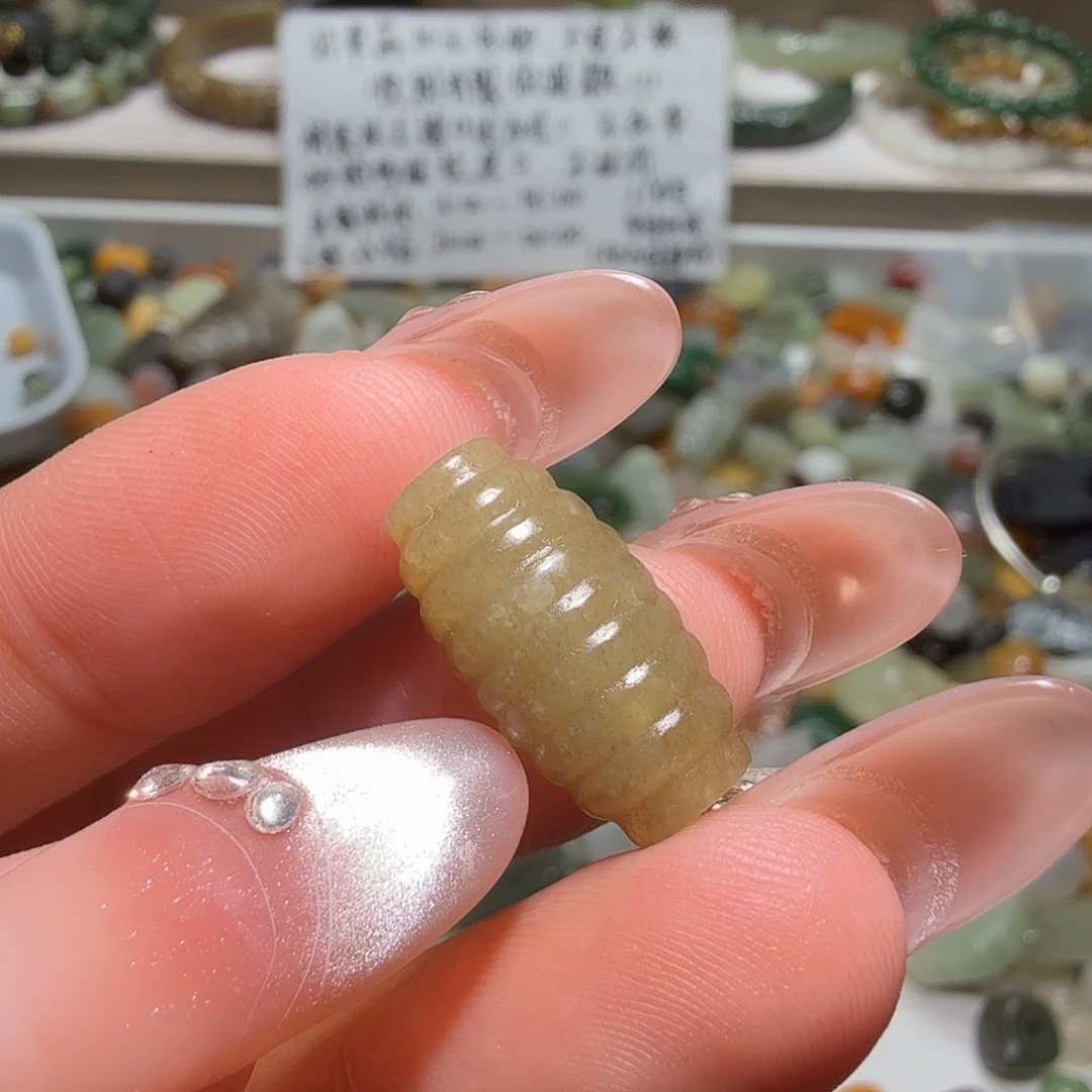 和田玉未镶嵌珠宝奇石