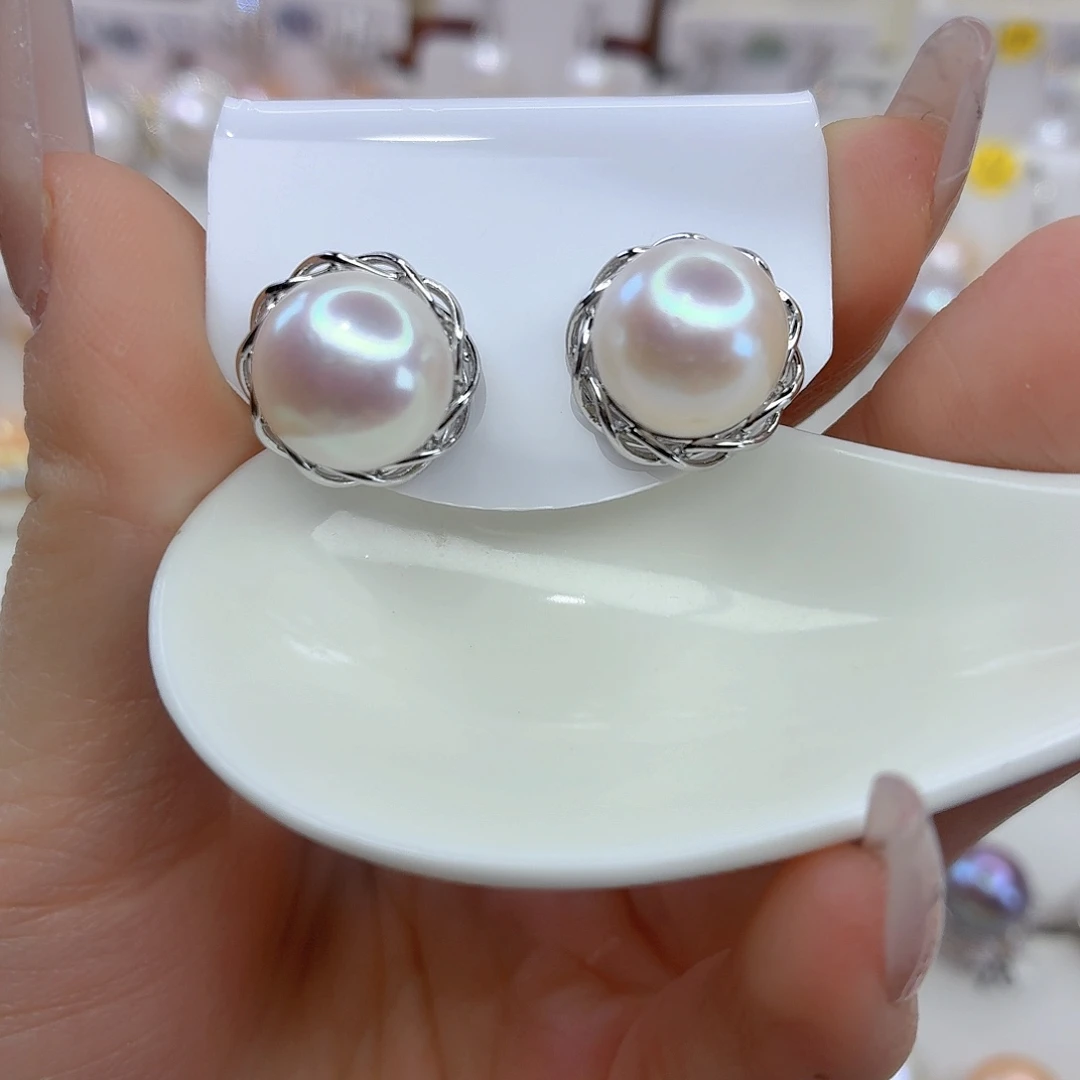 未镶嵌淡水珍珠耳饰
