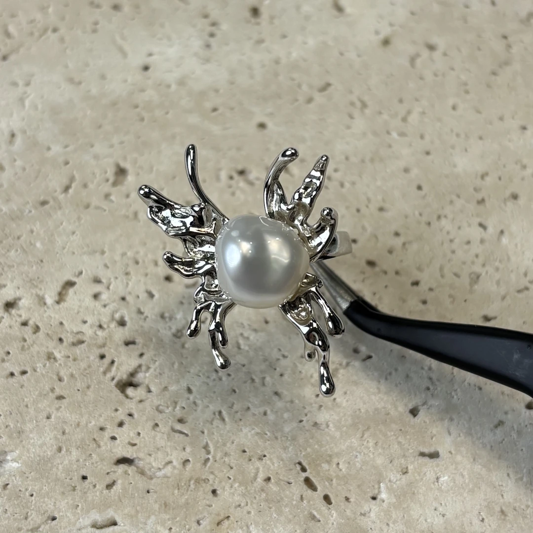 海水珍珠澳白KESHI戒指蝴蝶设计款10-11mm