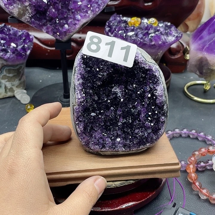 水晶大型摆件（非配饰）未镶嵌