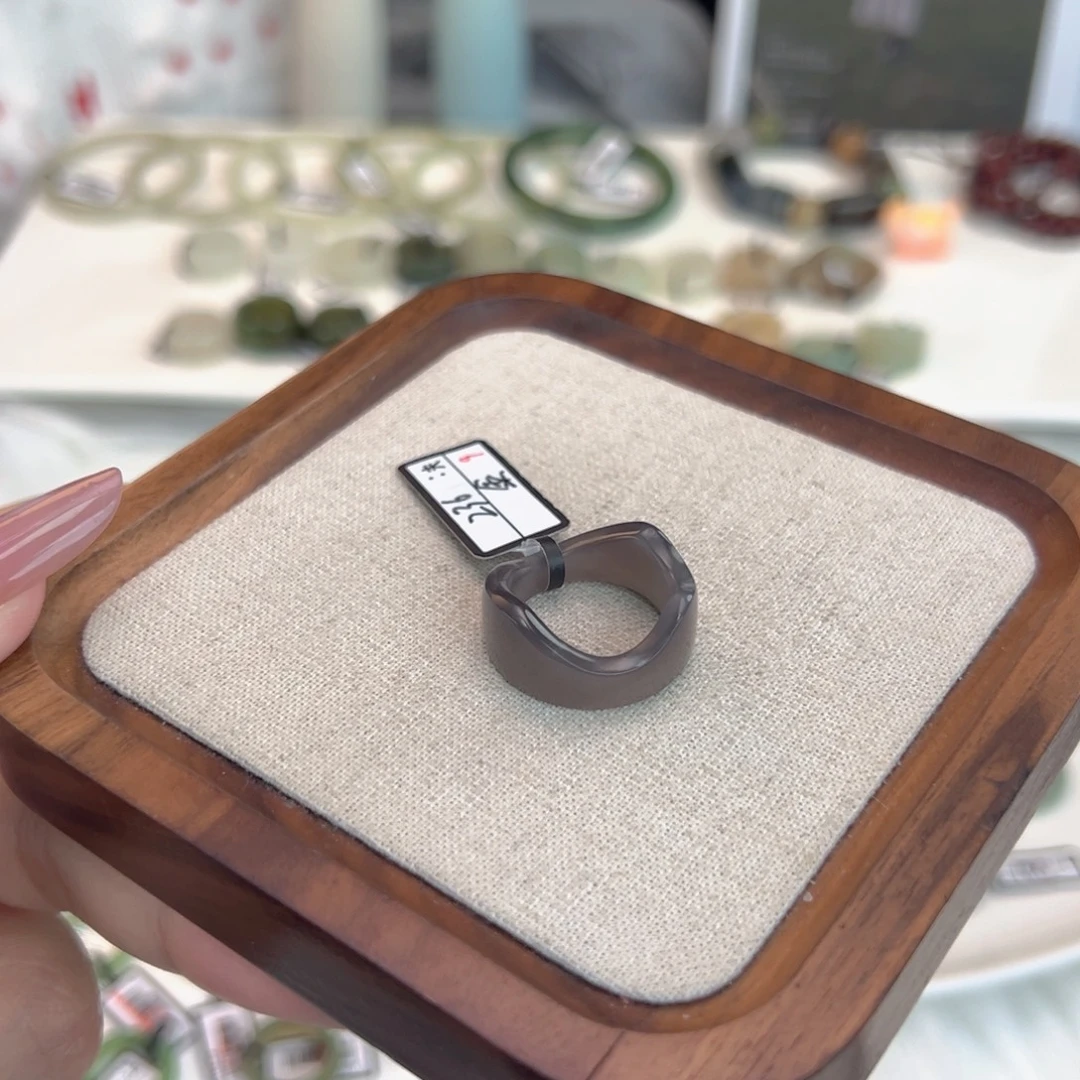 和田玉（糖玉）未镶嵌戒指N12烟紫随形内径17.6不退换