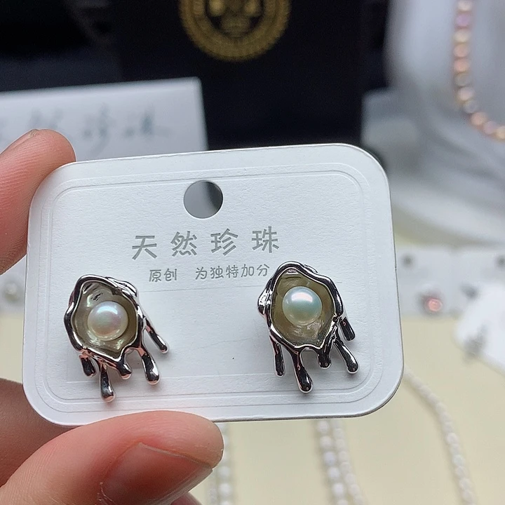 银S925镶嵌耳饰淡水珍珠