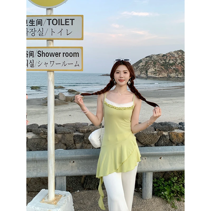 【现货夏日青桃】甜辣多多2025夏季不规则下摆收腰无袖拼接蕾丝吊带