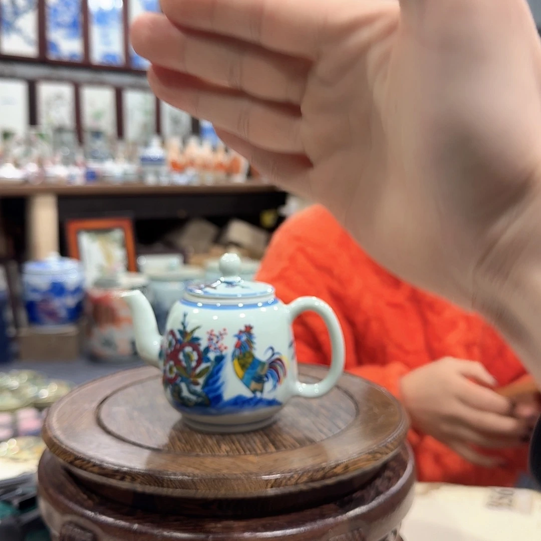 摆件瓷//////景德镇陶瓷瓷器。