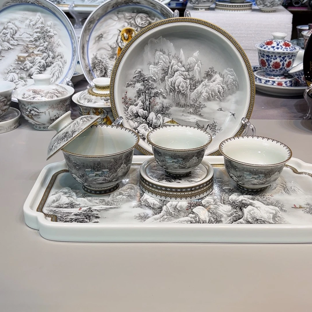 景德镇市陶瓷艺术品