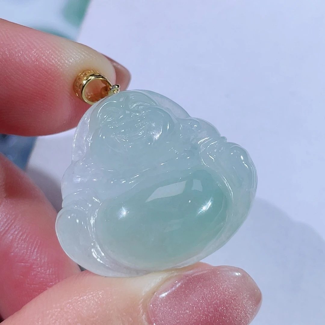 翡翠未镶嵌颈饰佛公