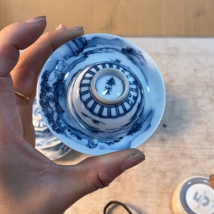 新亿阁祝福大家新年快乐