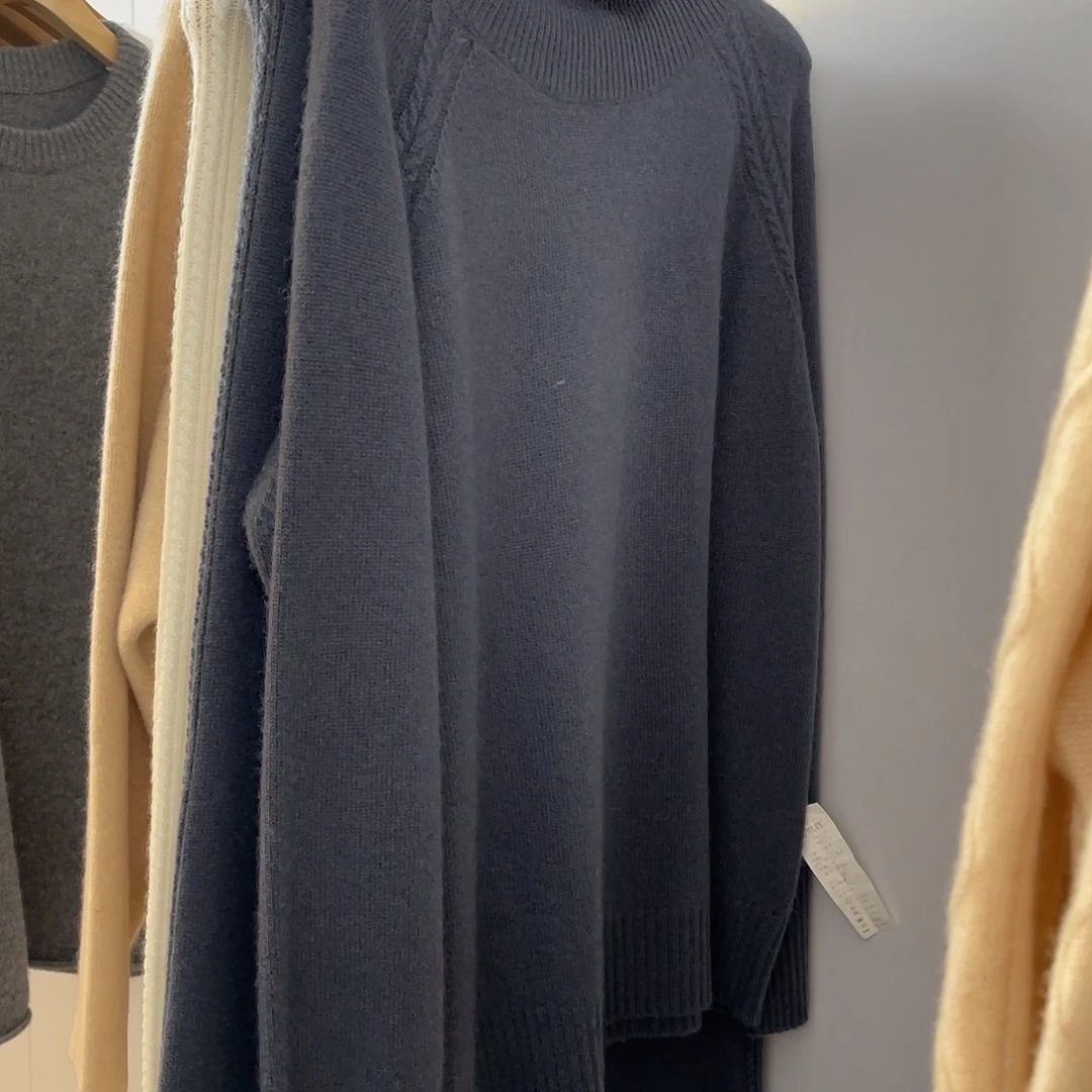 平面套装 一个上衣 一个裤子