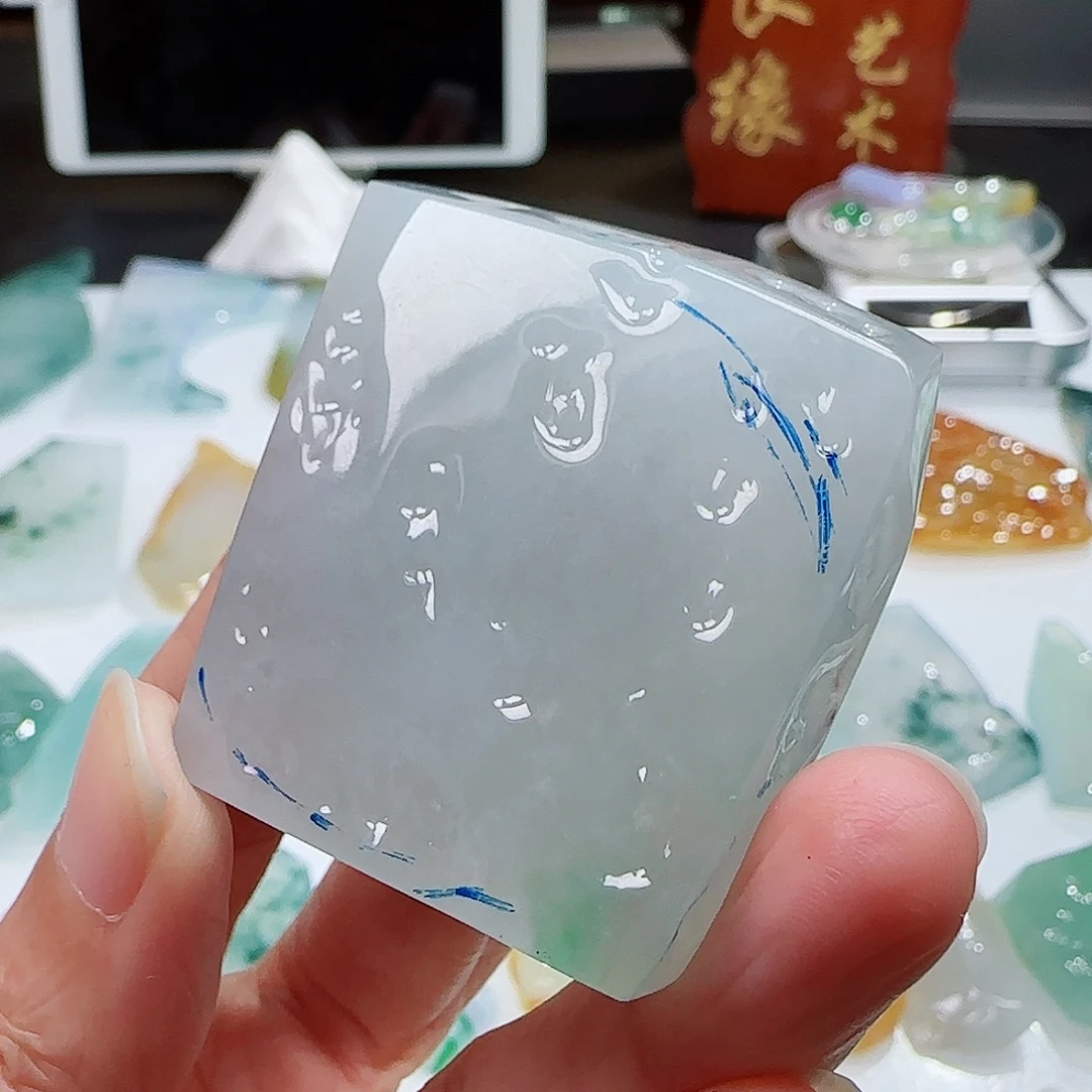 定制翡翠未镶嵌缅甸翡翠挂件