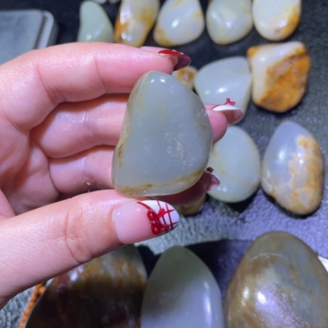 【闪购商品】颈饰未镶嵌和田玉