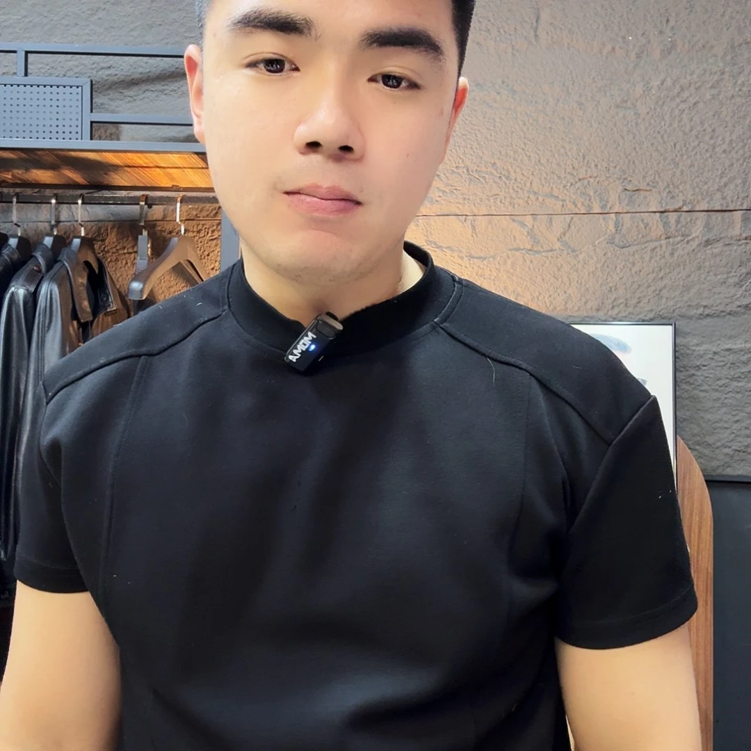 高温压刻皮衣发发发