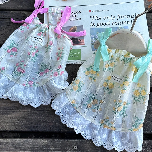 袋袋猫 夏季清凉刺绣碎花吊带 狗狗蝴蝶结背心小型犬马尔济斯衣服