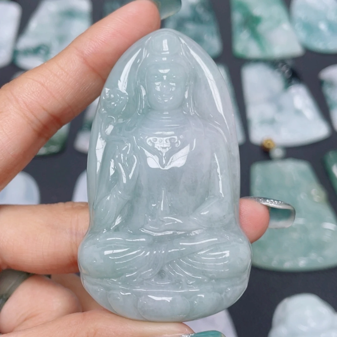 剪***墨翡翠未镶嵌颈饰观音