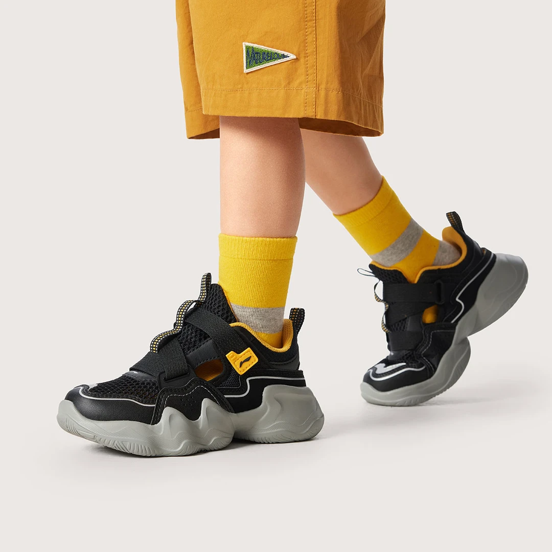 R【大网孔透气】李宁童鞋男女小童2025新品软弹防滑运动凉鞋YKNV034