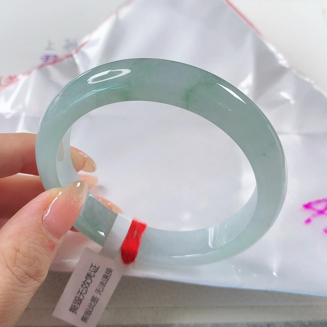 翡翠手镯未镶嵌 正圈①⑤⑧清货超值