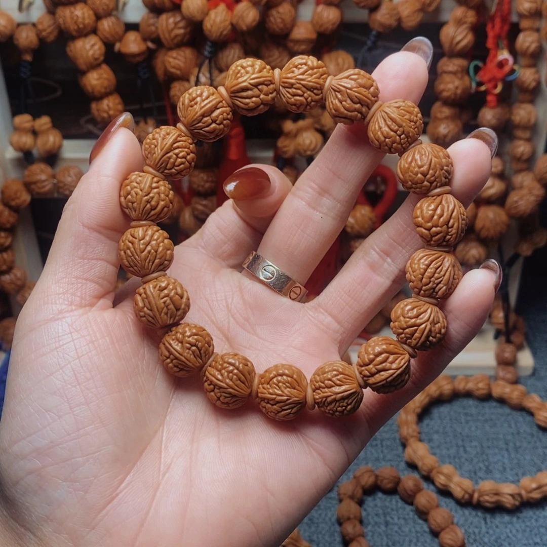 桃核吊坠龙纹桃枭