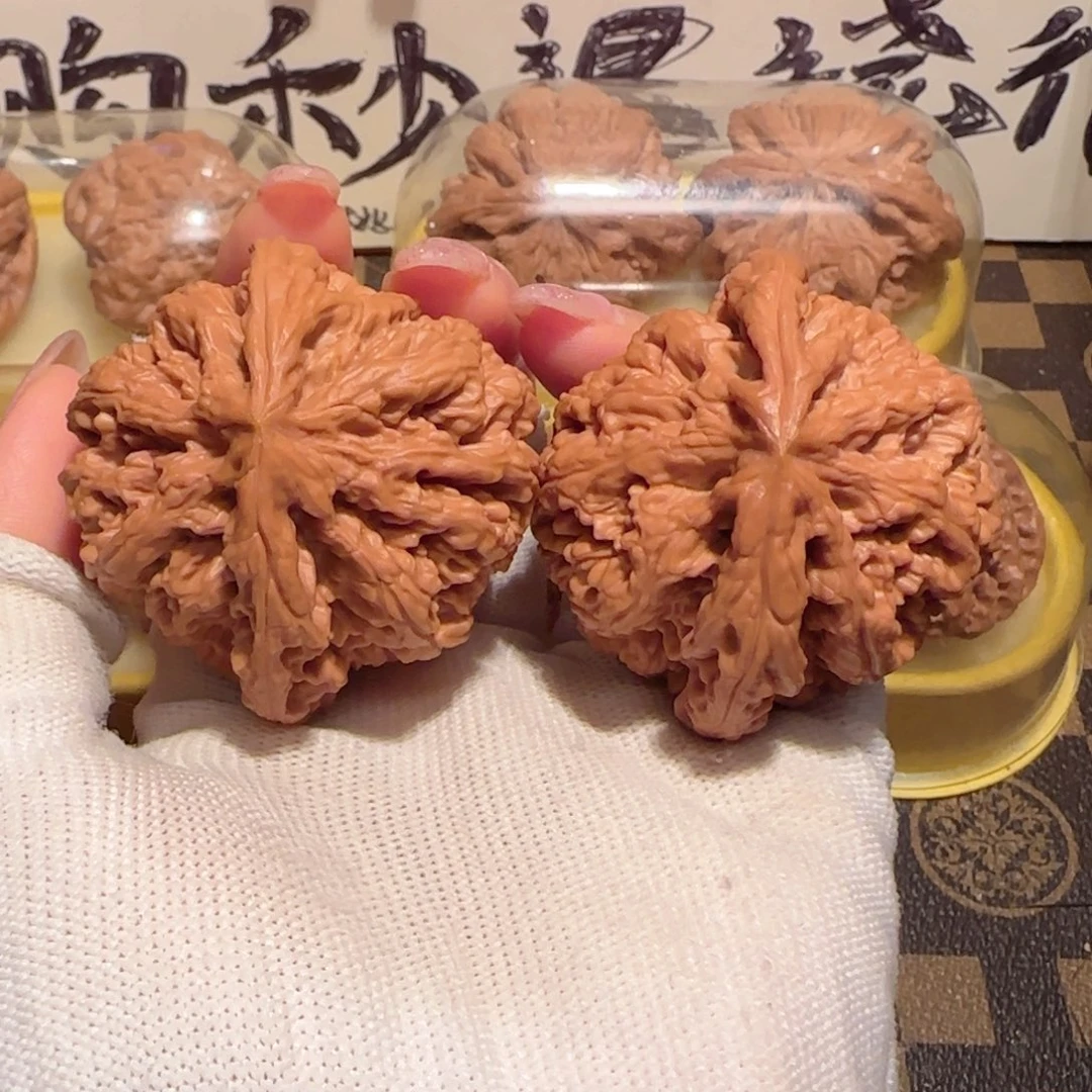 文玩核桃把件50平谷大粗筋