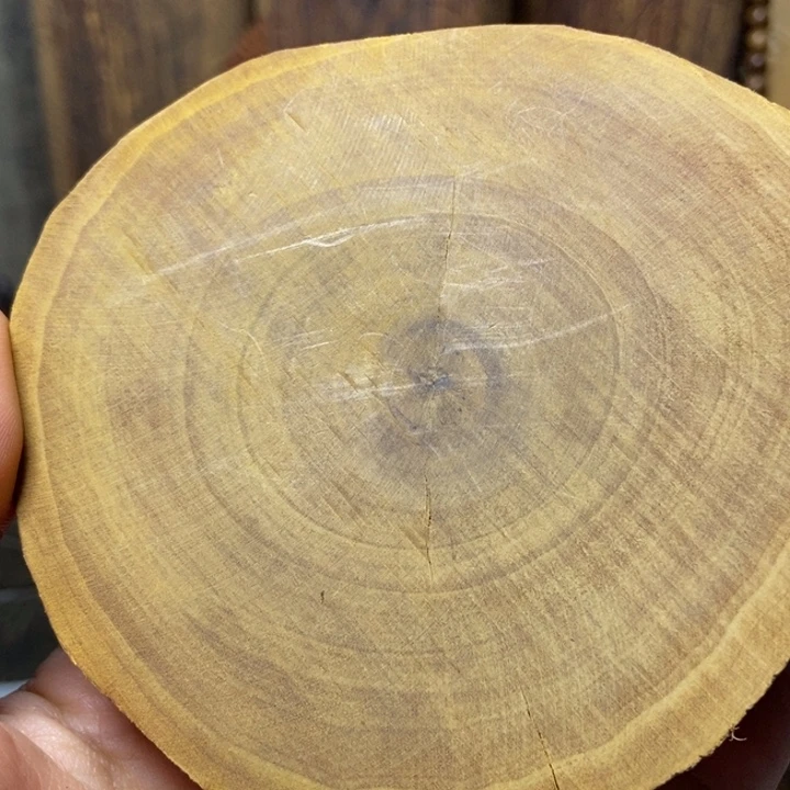 丽***彪木老山檀木料木料