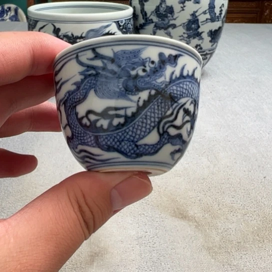 明续幽蓝，龙纹缸杯