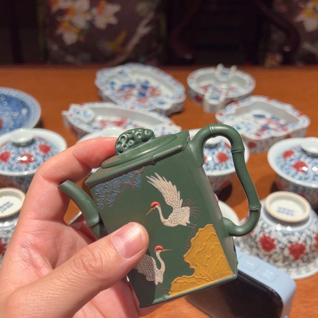 海*宁泥绘仙鹤紫砂茶壶