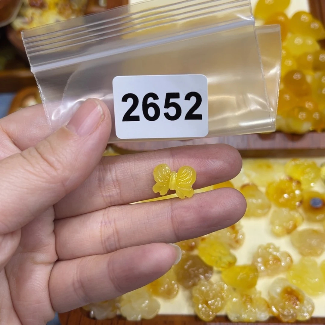 琥珀珠宝奇石未镶嵌