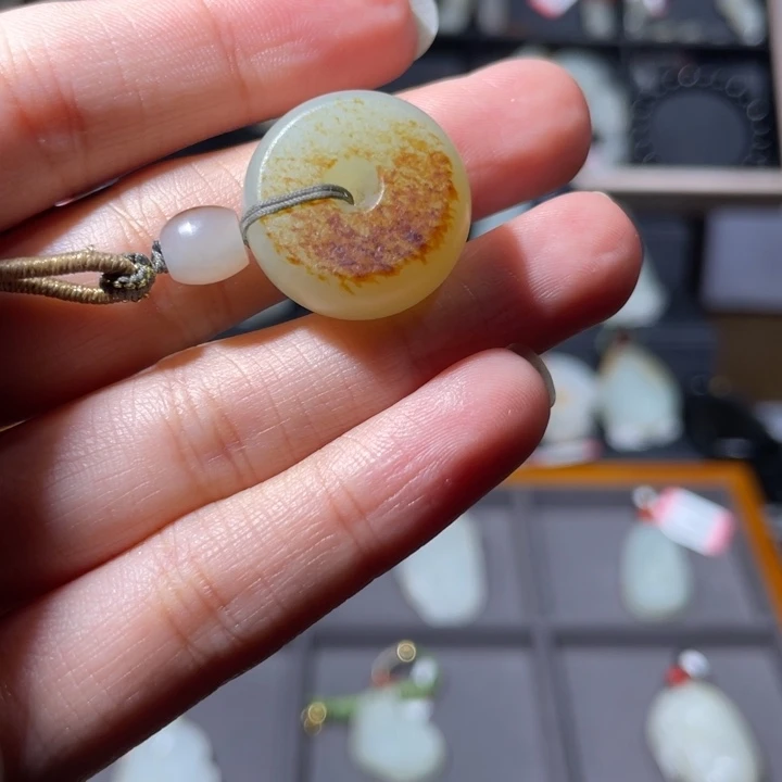 和田玉（糖玉）未镶嵌手链