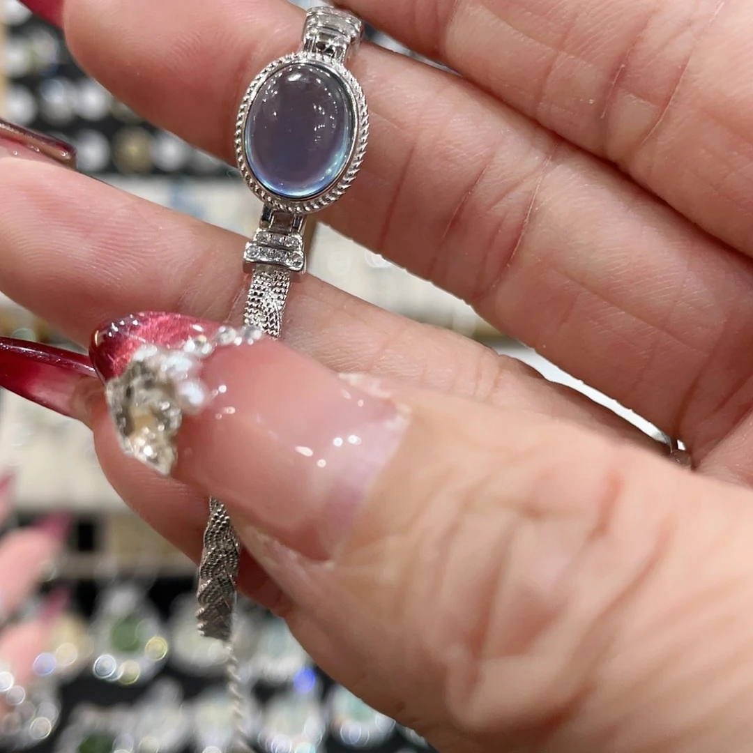 海蓝宝石手链银S925镶嵌凡*烦