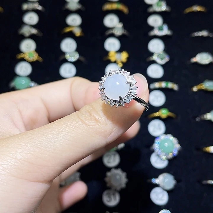 翡翠未镶嵌戒指戒指