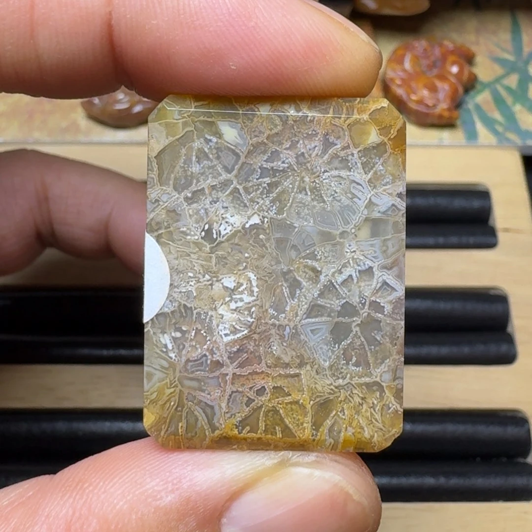 硅化玉纯天然色有机玉石保真色未镶嵌手工牌
