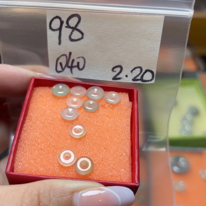 定制翡翠未镶嵌不