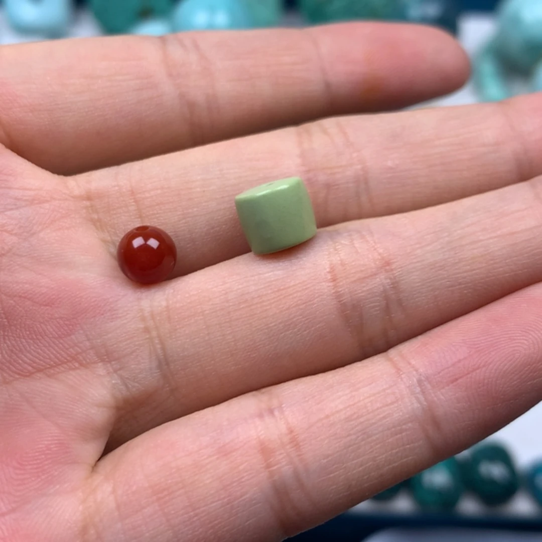 【闪购商品】南红玛瑙未镶嵌珠宝奇石