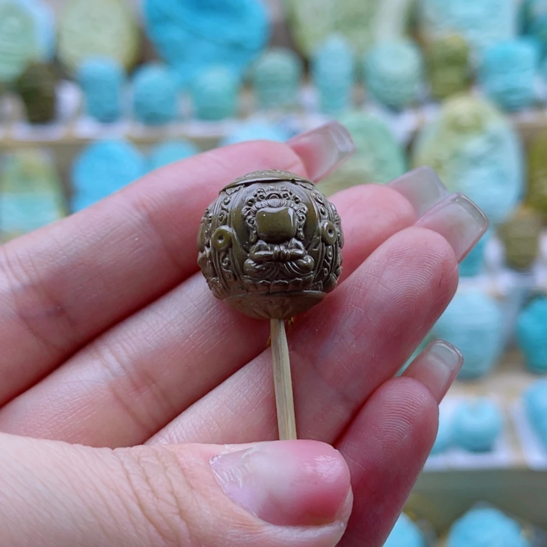 绿松石未镶嵌珠宝奇石18mm