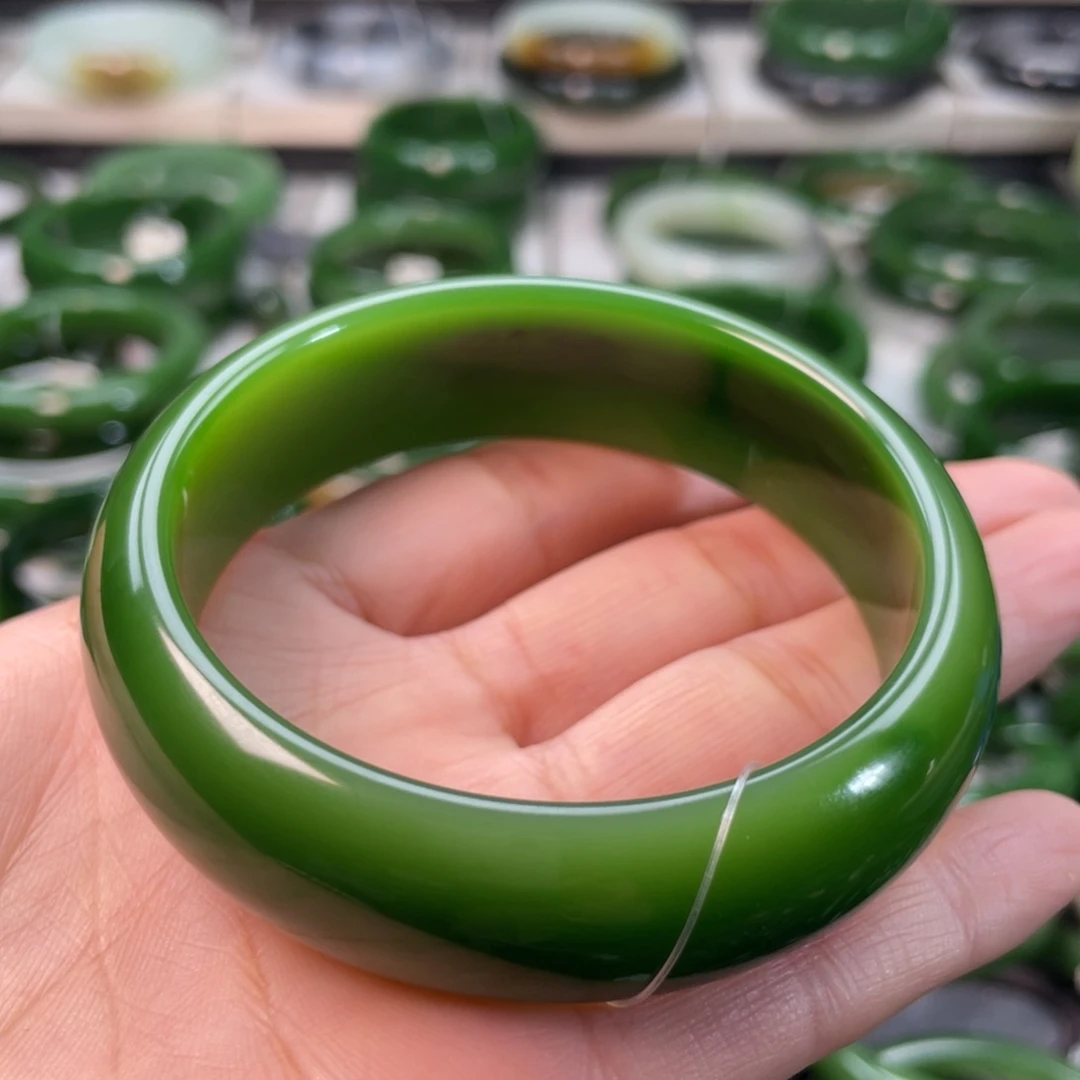 和田玉（碧玉）手镯未镶嵌清**韵