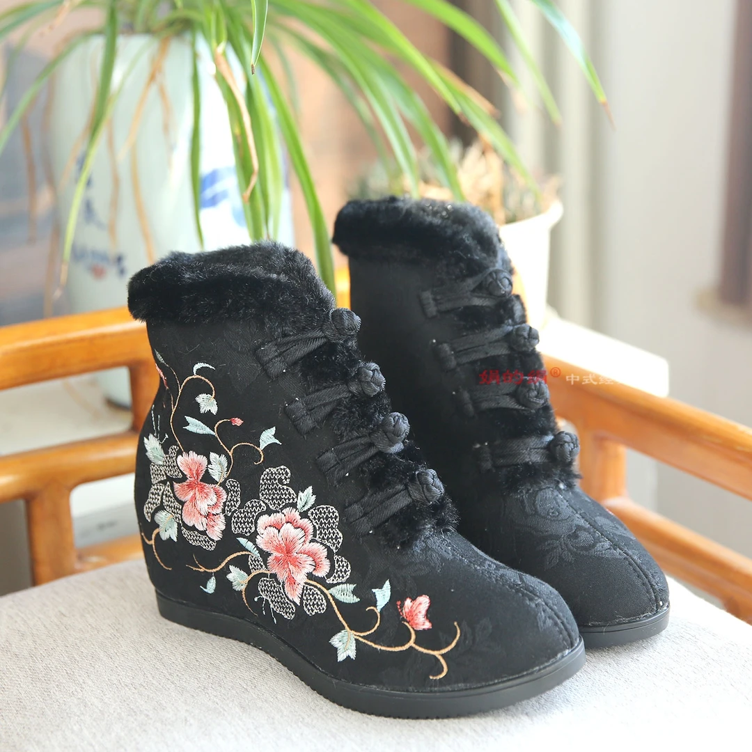 棉靴冬季夹棉加绒高跟棉靴古风盘扣老北京布鞋毛口棉鞋高跟绣花鞋